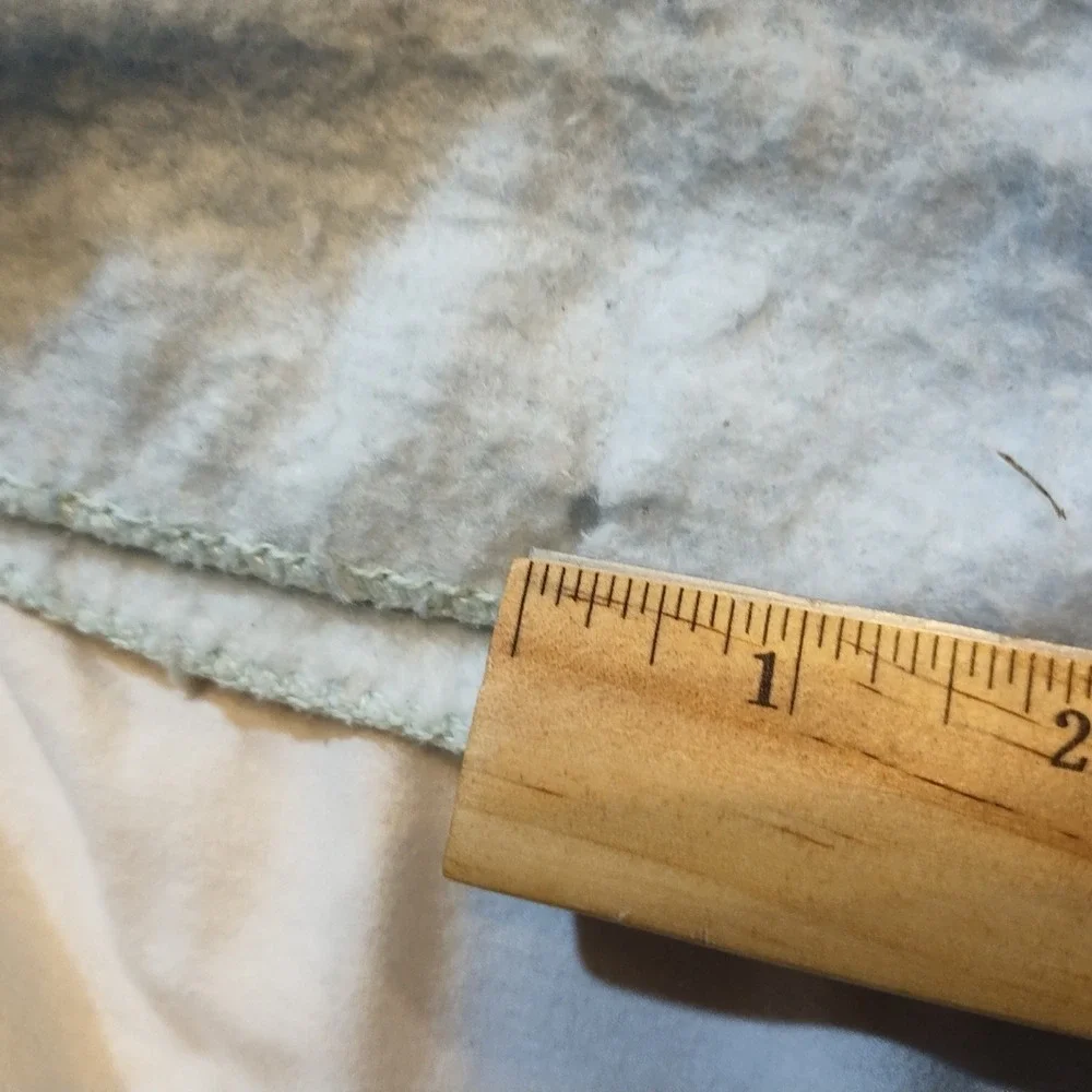 Vintage Chatham Queen Acrylic Blanket Bedding Light‎ Blue 98x92
